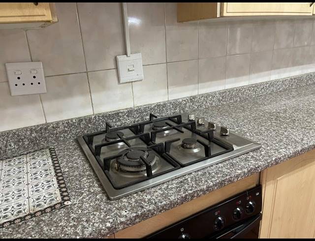 3 BEDROOM HOUSE FOR SALE IN VANDERBIJLPARK SE 2